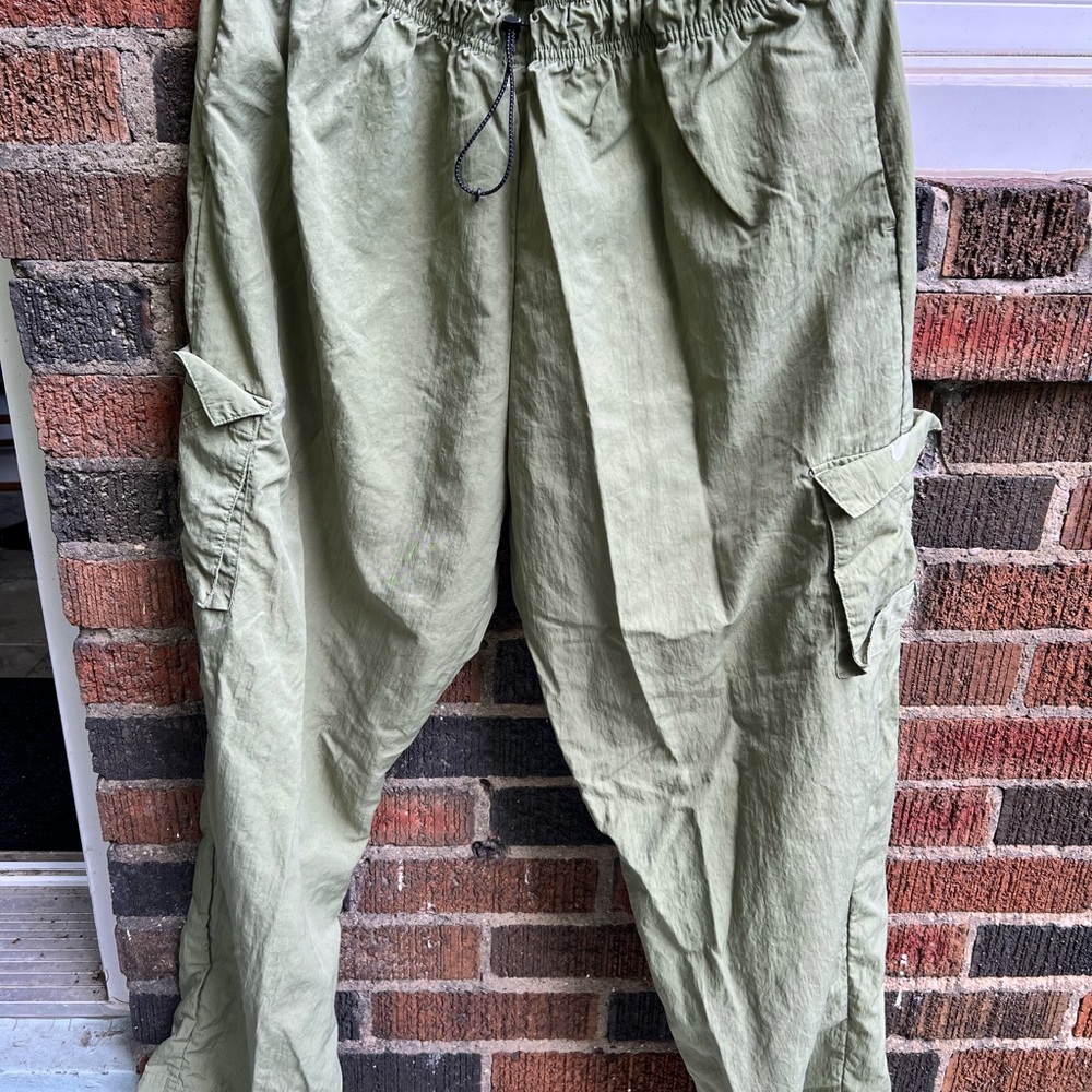 Nike Sage Green Cargo Pants